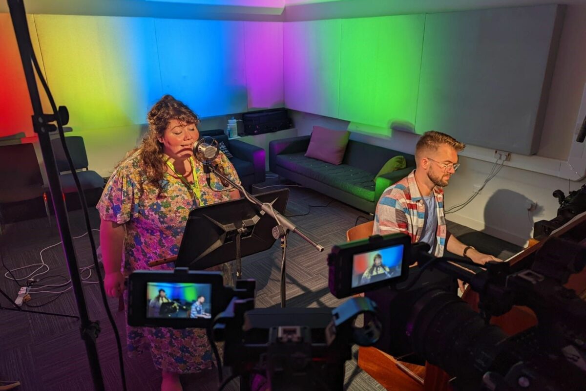 Michael Betteridge and Ríoghnach Connolly playing together